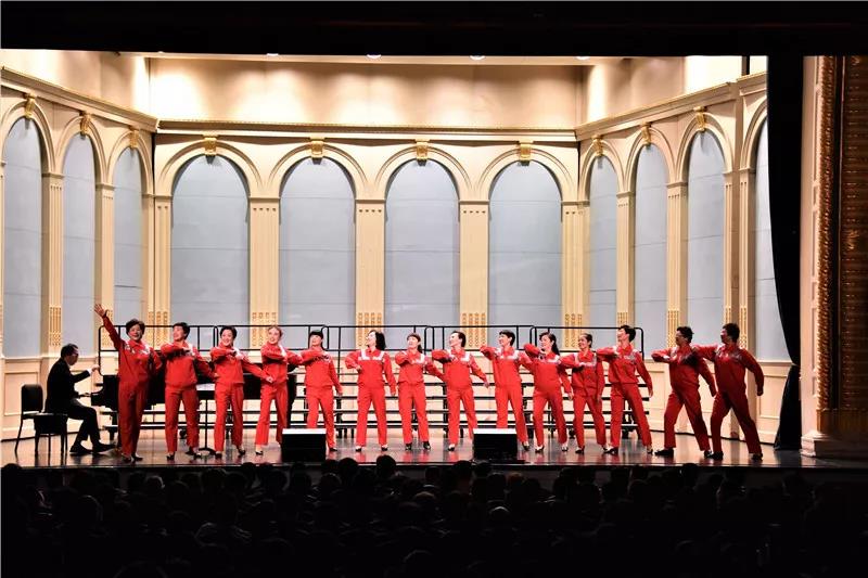 122327471dzm.jpg 122327471dzm.jpg